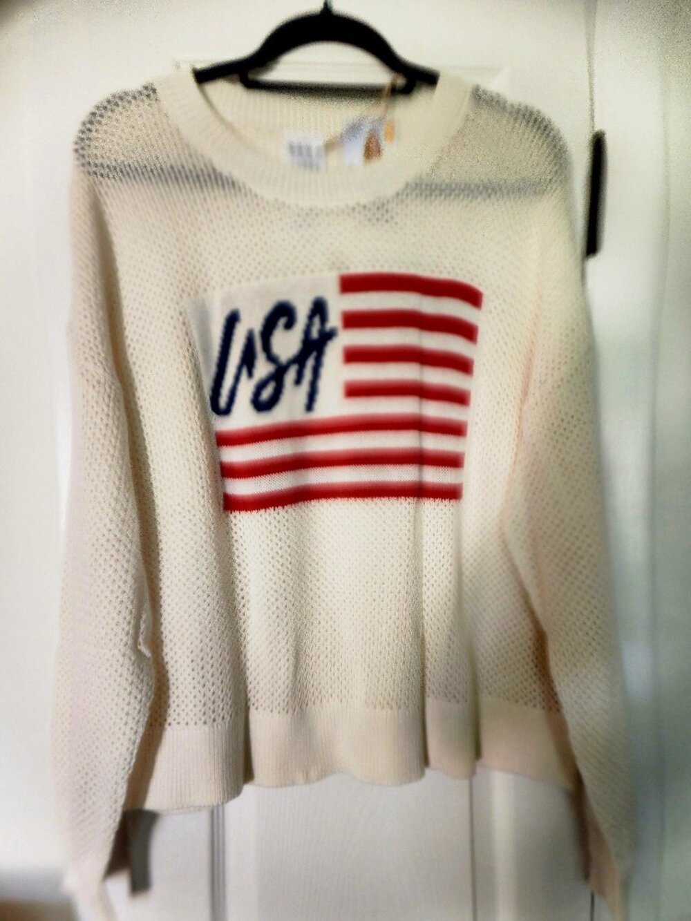 USA Brand New Lightweight Premium Sweater" NWT" Size XL